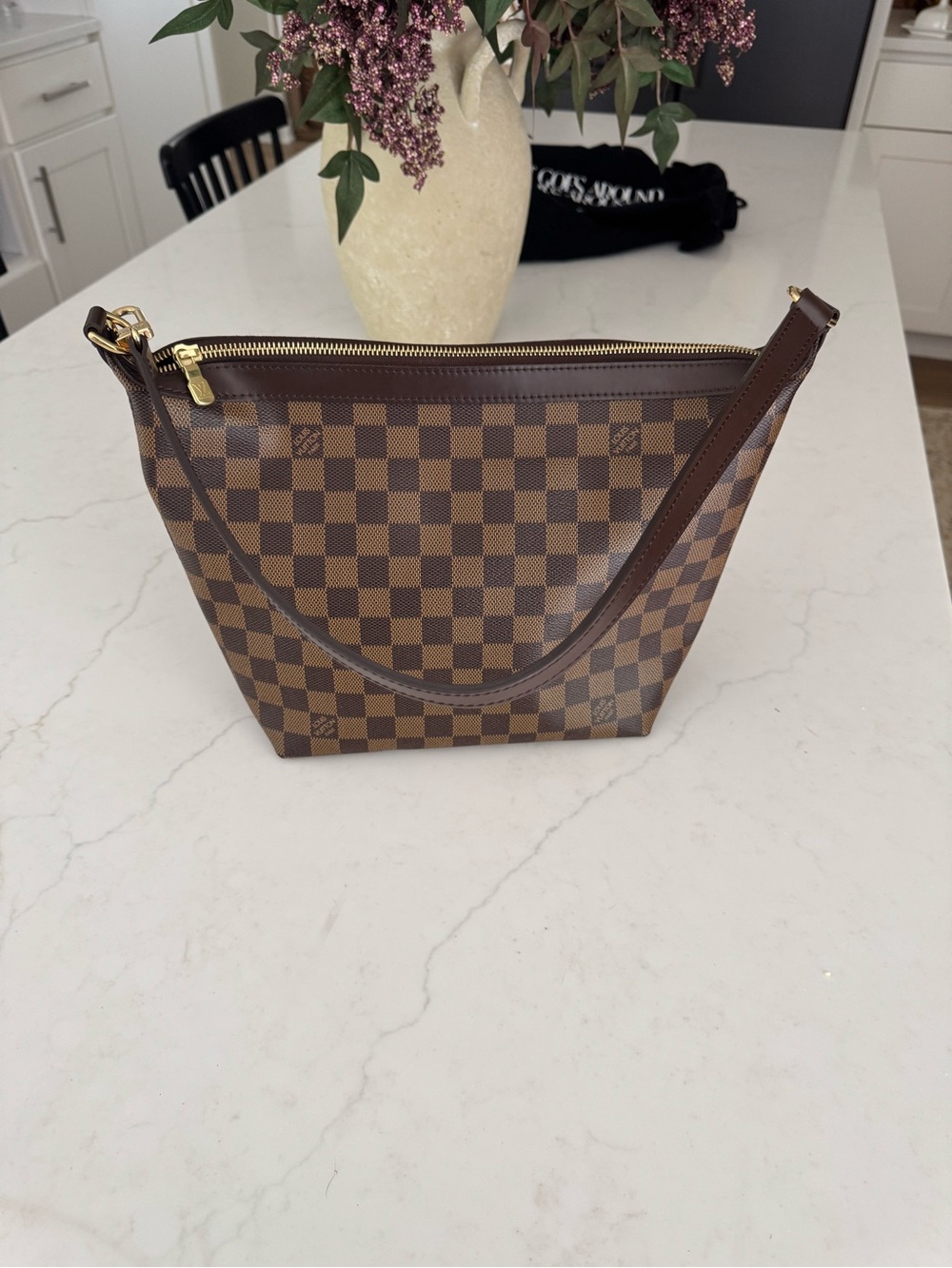 Authentic Louis Vuitton Damier Ebene Illove MM Shoulder Bag